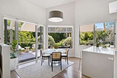 156A Basset Road_2