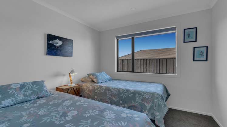 7 Merino Crescent Amberley_17