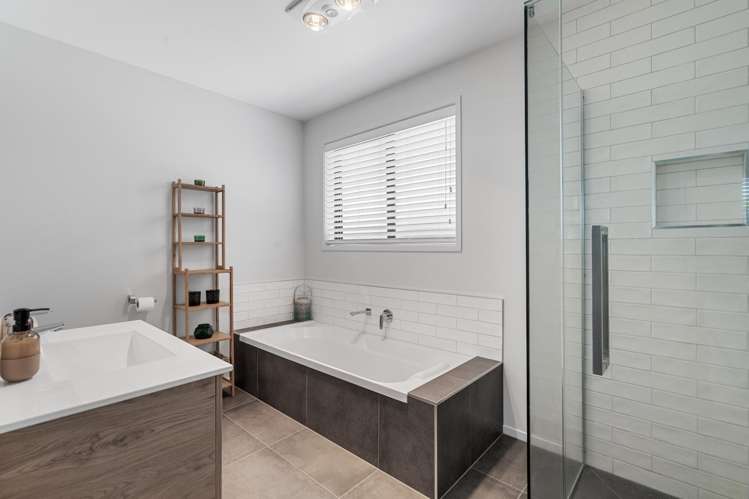 1 Fetlock Way Papamoa_14