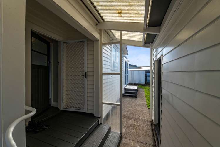 114 Hamlet Street Stratford_15