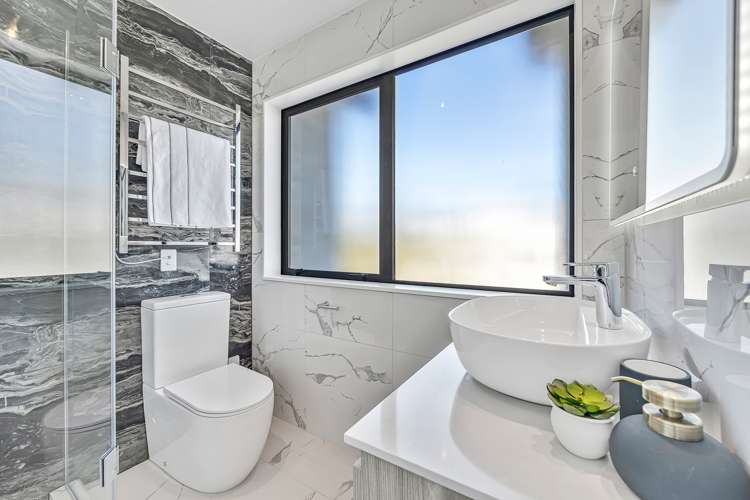 10 Teitei Rise Flat Bush_40