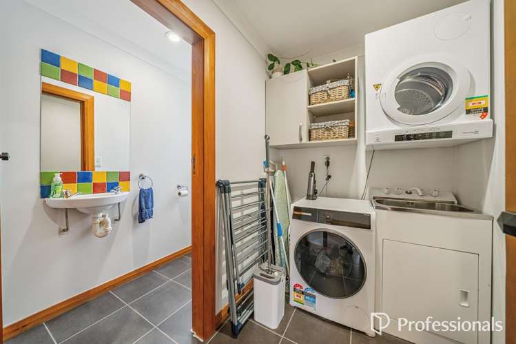 1 Thornycroft Avenue Epuni_19