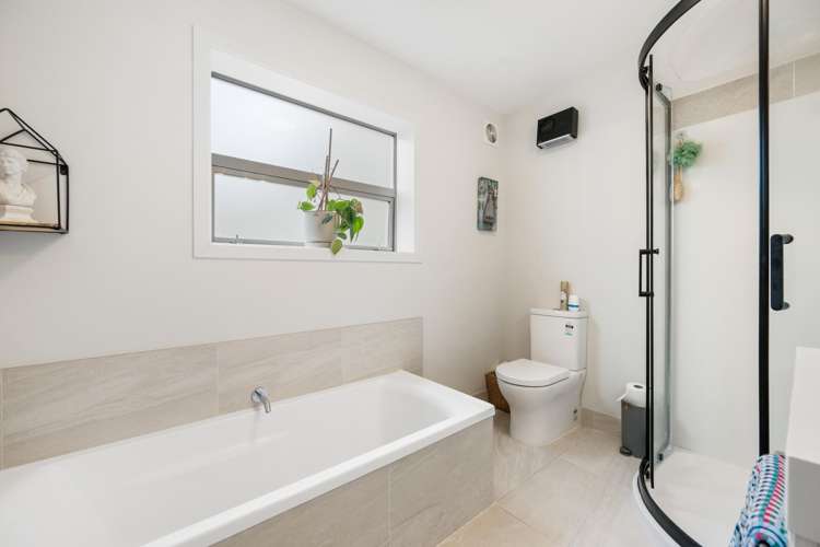 16 Missy Crescent Mount Pisa_10