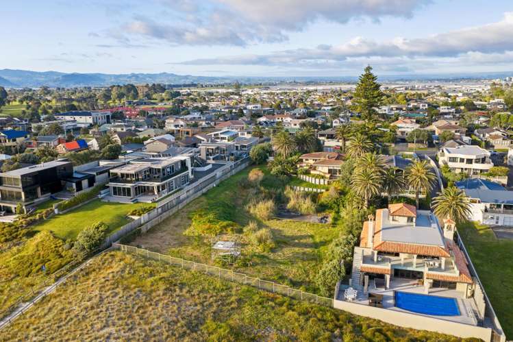 65, 67 and 69 Oceanbeach Road Mt Maunganui_12