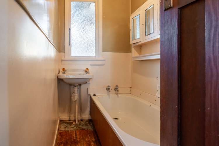 9 George Street Milton_10