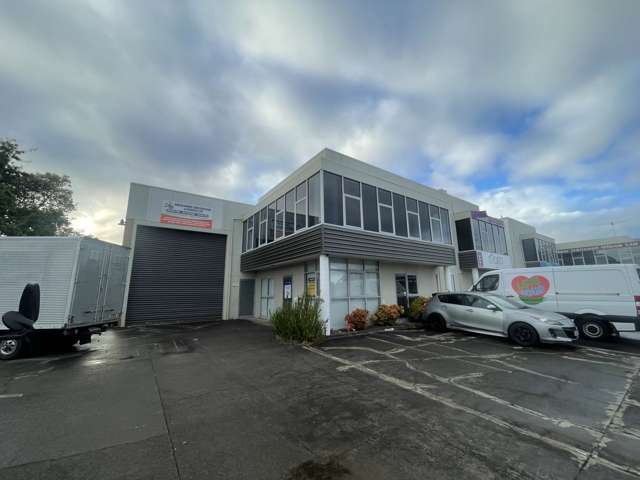 Frontage Rosedale Industrial 298sqm