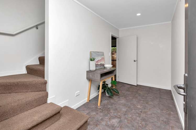 17A Tikorangi Place Morningside_19