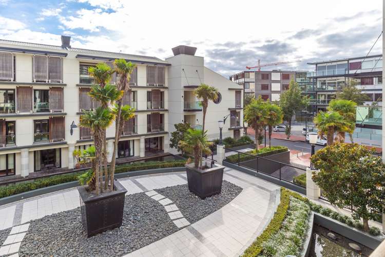 2n/22 Pakenham Street Auckland Central_13