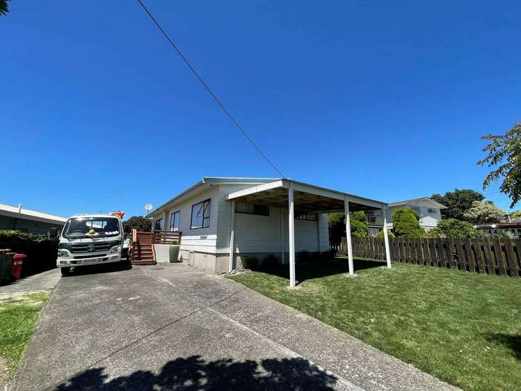 1425 Whangaparaoa Road Army Bay_17