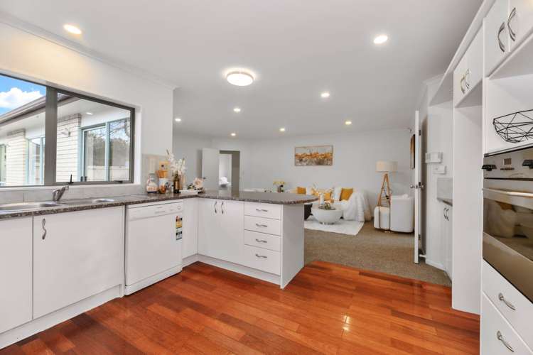 102 Redcastle Drive East Tamaki_25