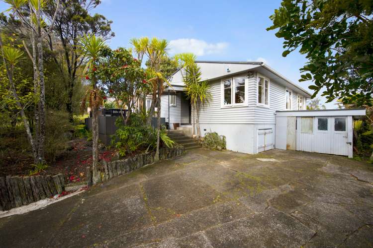 180 Glengarry Road Glen Eden_13