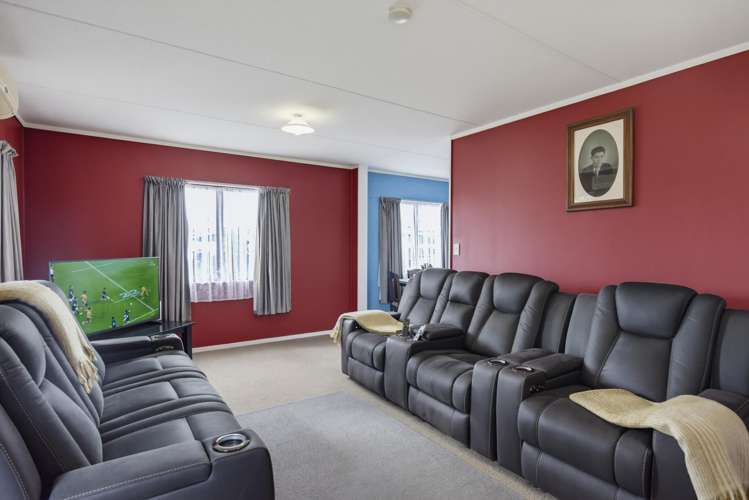 13 Douglas Street Levin_8