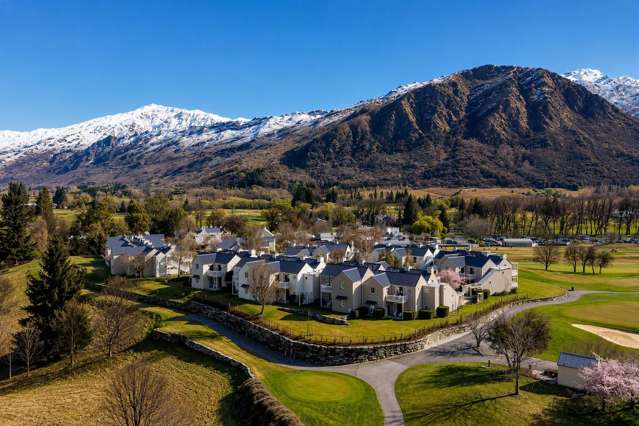 139/140 Butel Villa Millbrook Resort_1