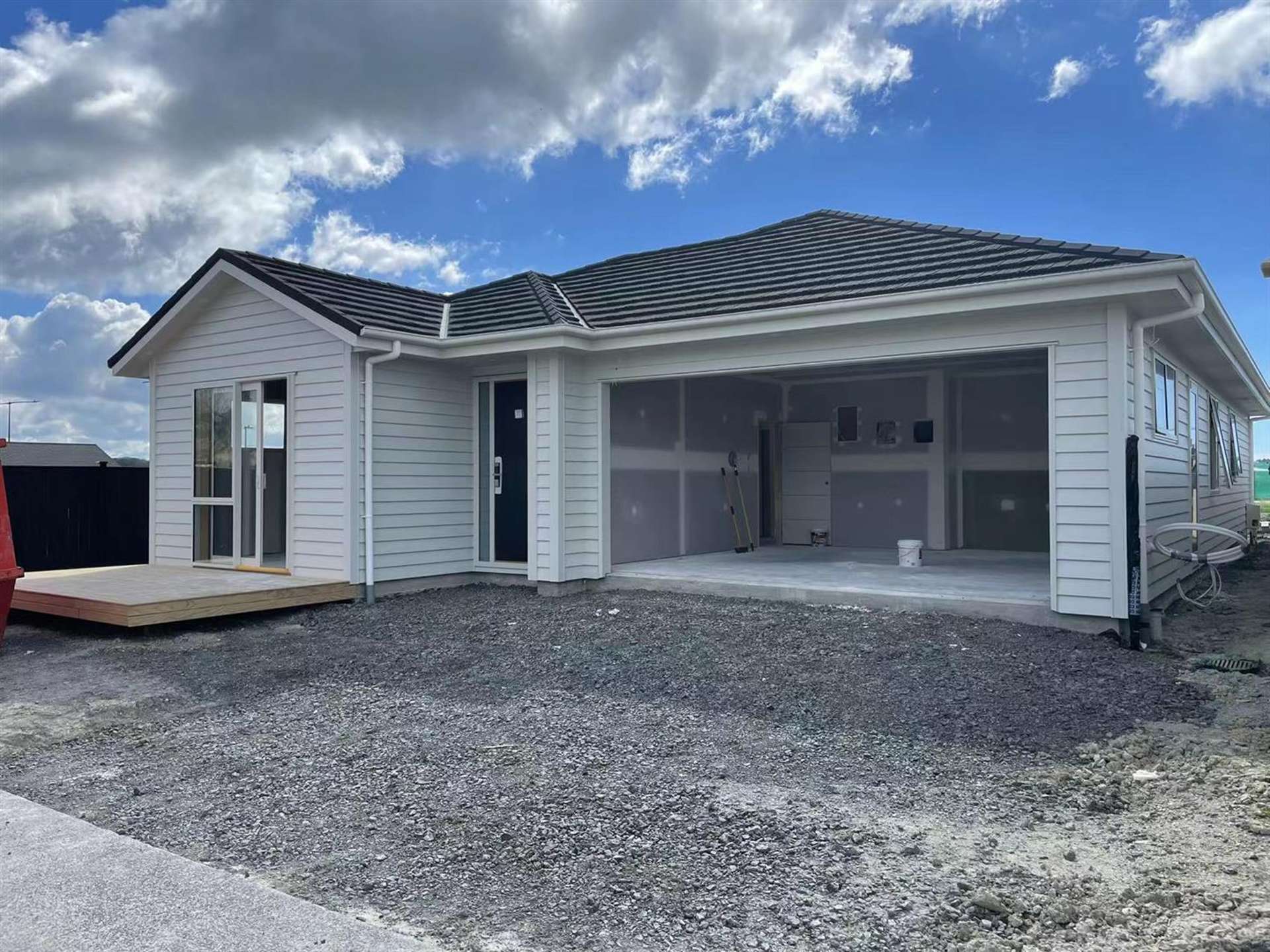 75 Argent Lane Wainui_0