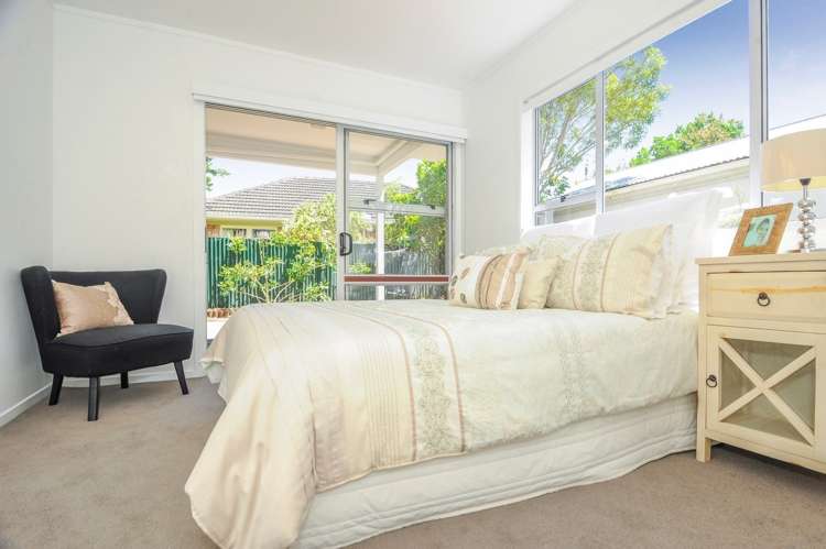 2/15 Hemi Street Narrow Neck_12