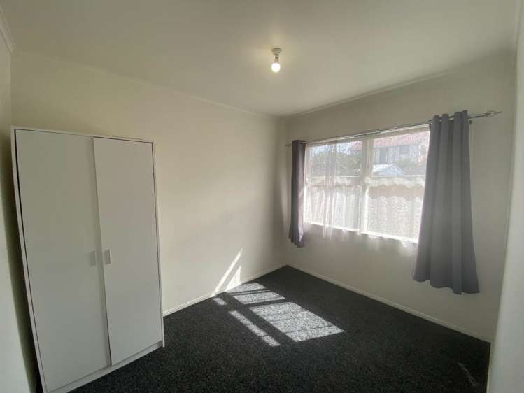 4/72A Victoria Road Papatoetoe_4