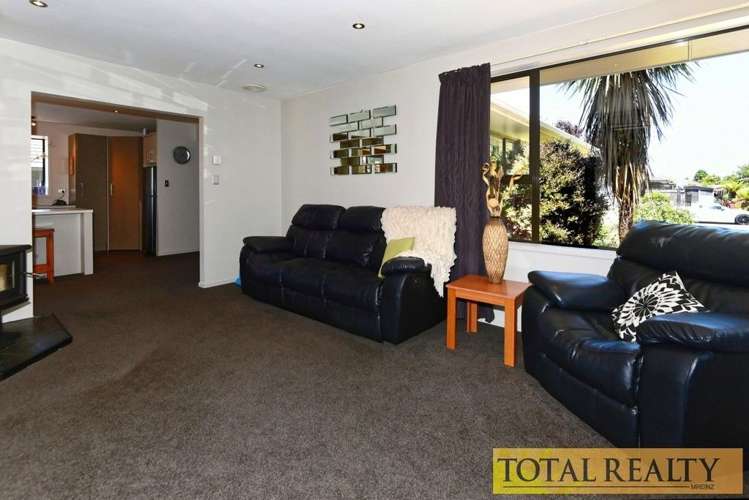 16 Davidson Crescent Hornby_4