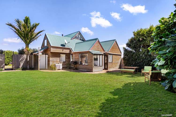 1215 Kohekohe-Karioitahi Road Pollok_21