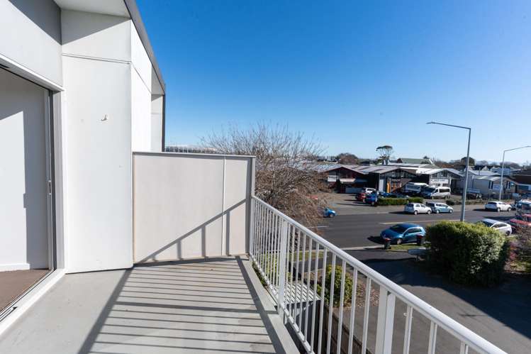 14/20 Stanmore Road Phillipstown_10