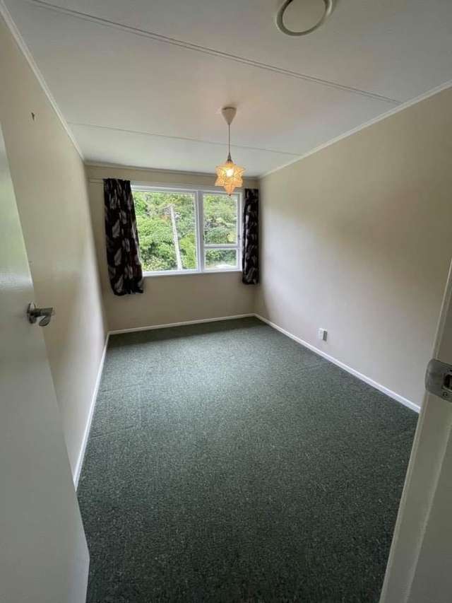 6 Tobruk Street Karori_3