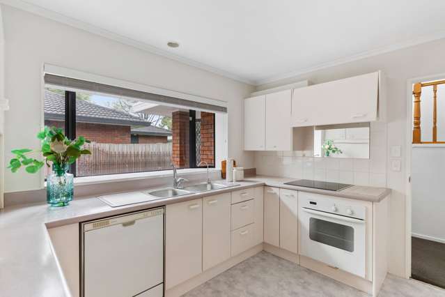 2/12 Oak Street Royal Oak_3