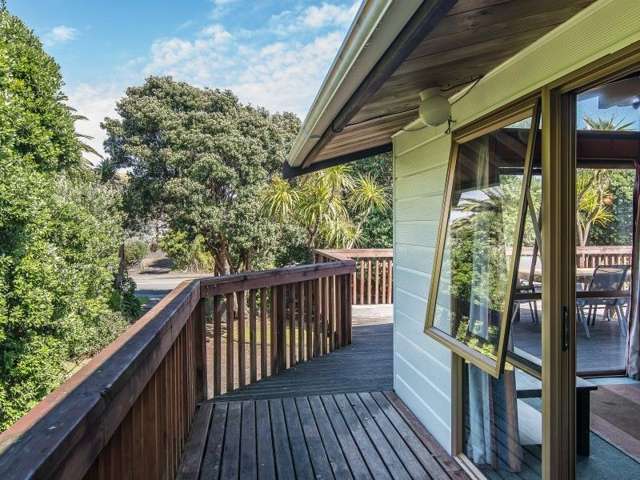 64 Manly Street Paraparaumu Beach_1