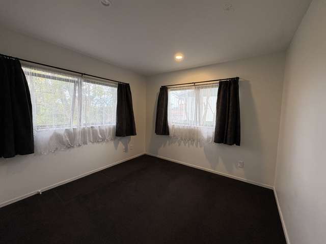 1/94 Waimumu Road Massey_4