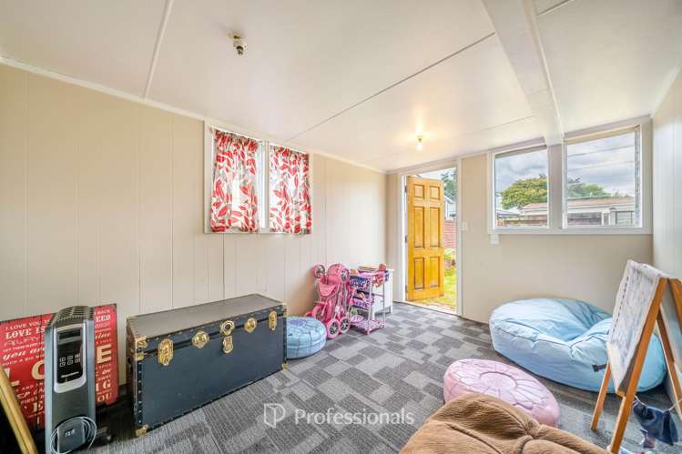 1075 Fergusson Drive Clouston Park_19
