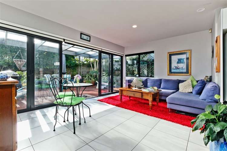 3/252 East Coast Road Forrest Hill_4