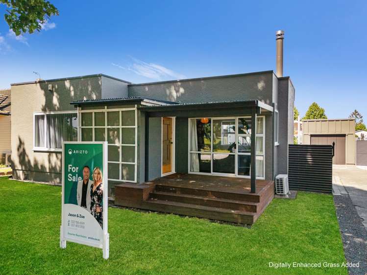 44 Douglas McLean Avenue_0