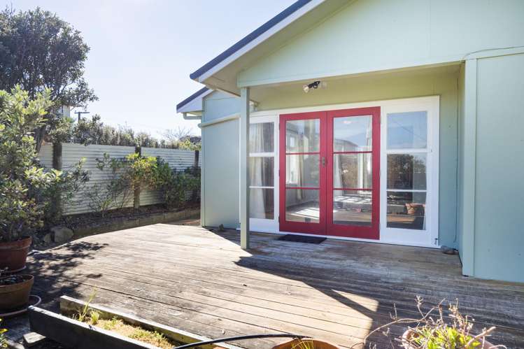 25 Raukawa Street Himatangi Beach_30