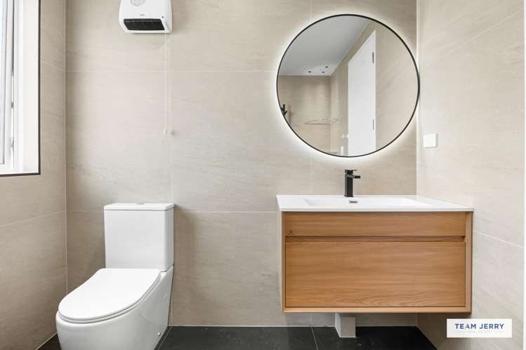 2 Longview Oak Lane Rosehill_24
