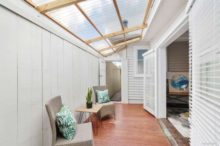 1/130 Onewa Road Northcote_15