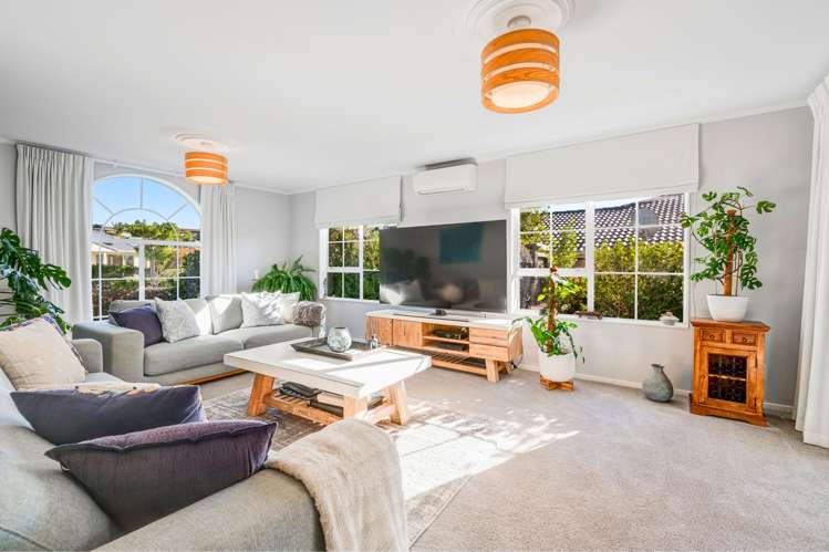 19 Esther Place_2