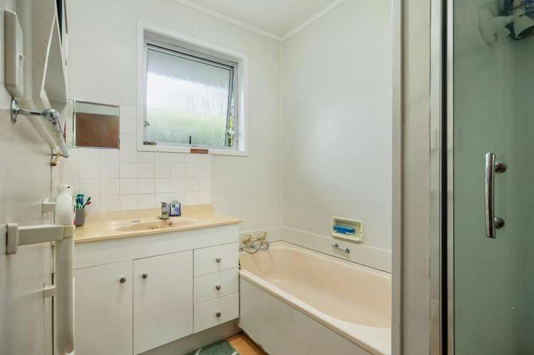 2/110 Richardson Road Mount Albert_11