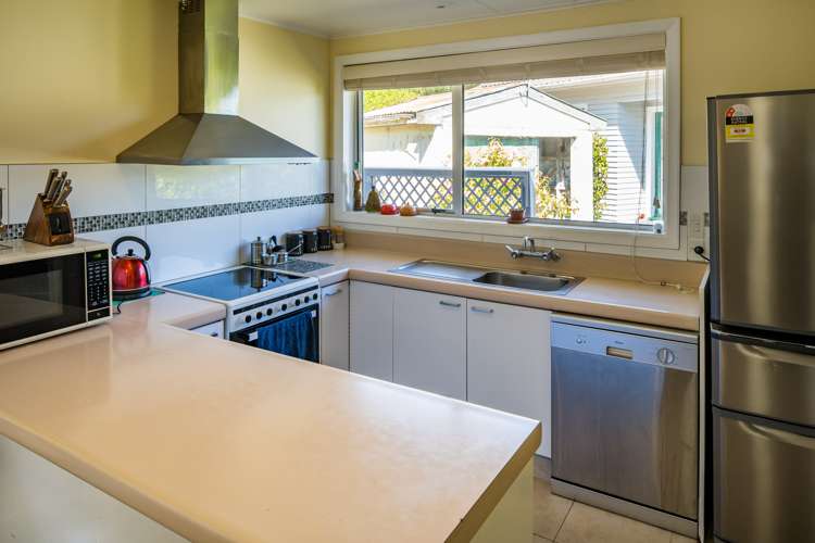 79 Sunshine Avenue Karori_7