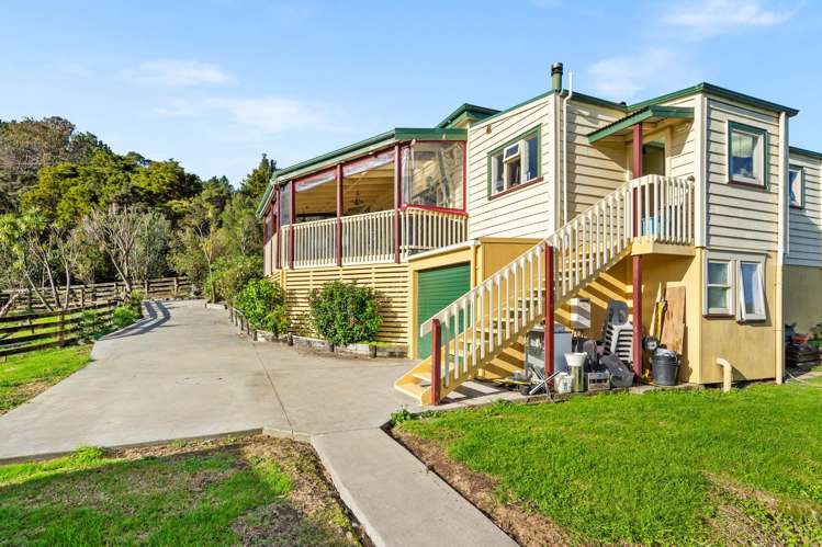 51 Sterling Road_1