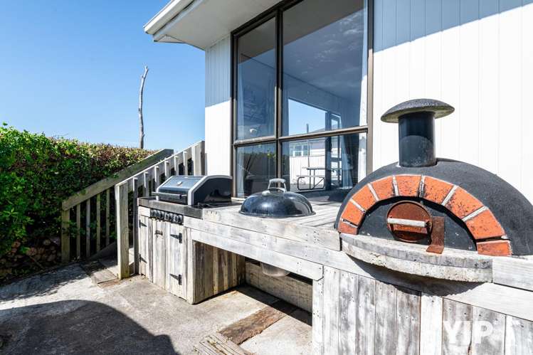 30 Pukerua Beach Road Pukerua Bay_16