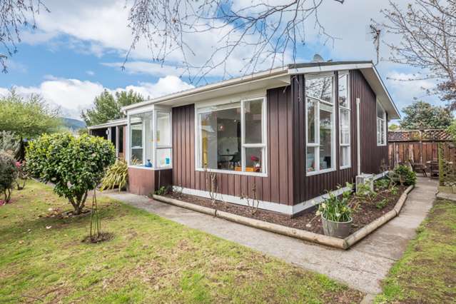 10b Cypress Grove Paraparaumu_1