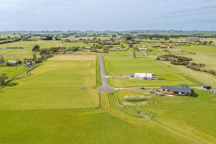 Jensen Drive (previously 350 Racecourse Road) Waipukurau_12