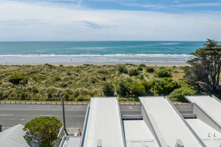 2/272 Marine Parade New Brighton_11