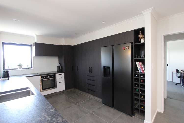 30 Catalina Crescent Burleigh_2