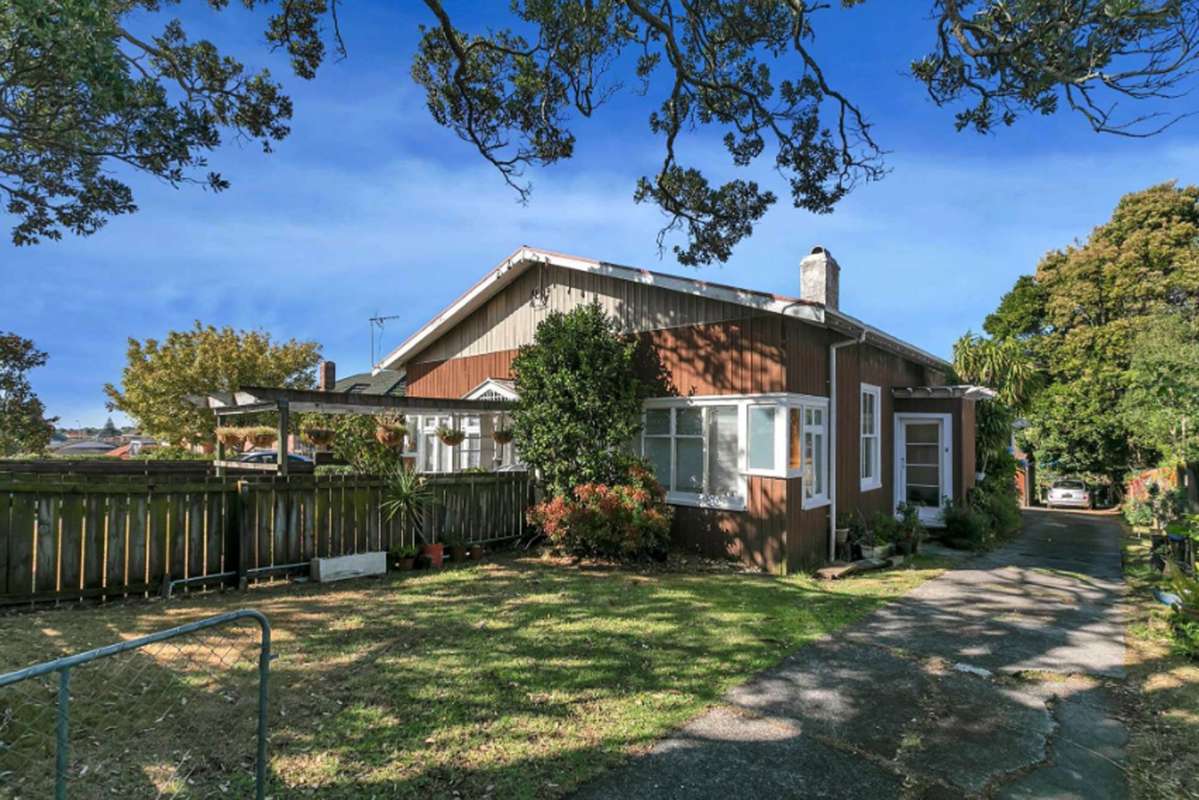 327 Mt Albert Road_0