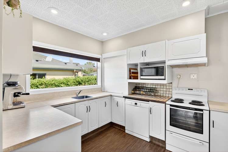 16 Brookvale Road Havelock North_7