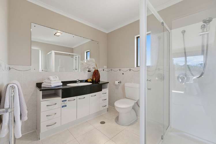 42 English Oak Drive Albany_23