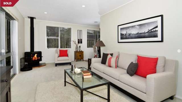 17 Peterhouse Place 11426_1