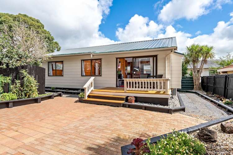 1 Newland Grove Henderson_12