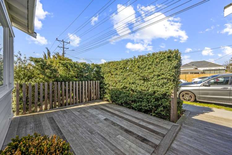 61 Shakespeare Road_4