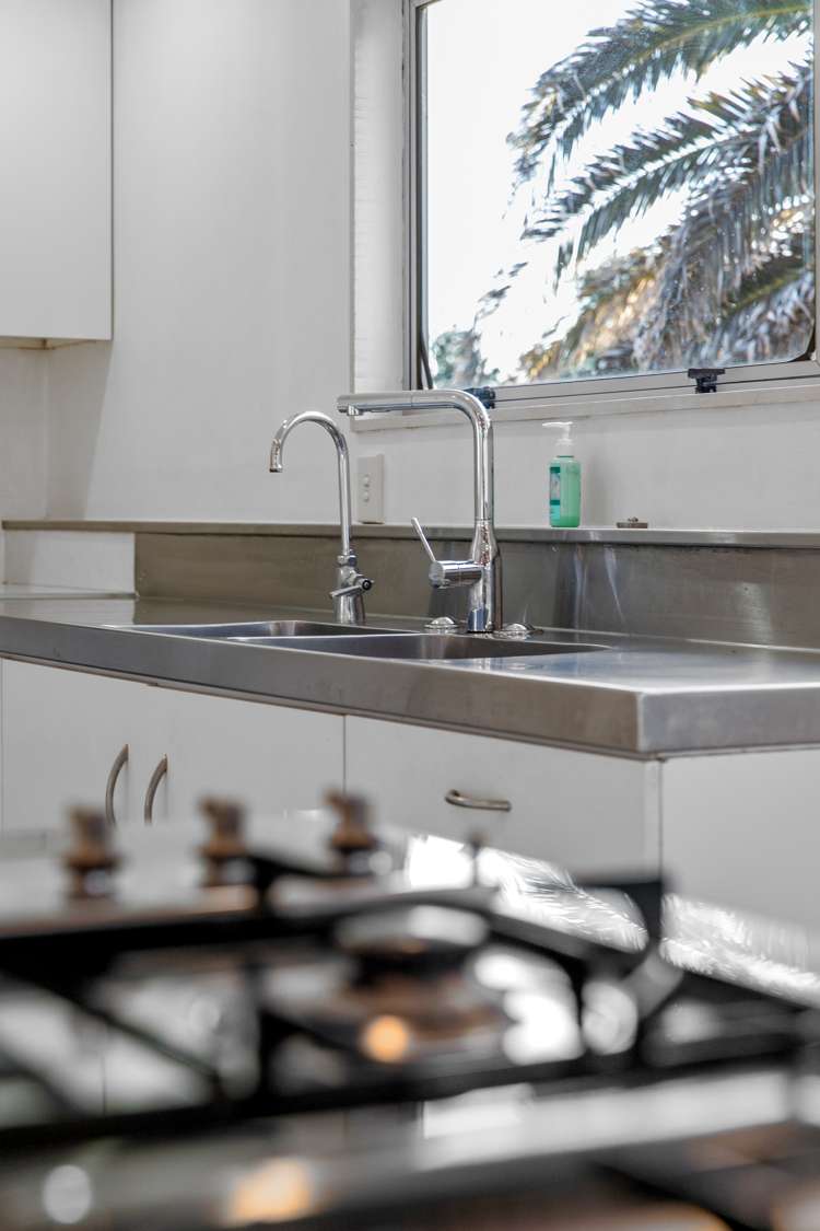 216 Glamorgan Drive Northcross_13