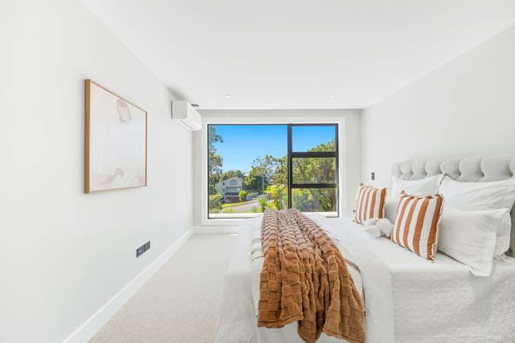 52 Beach Road Castor Bay_35